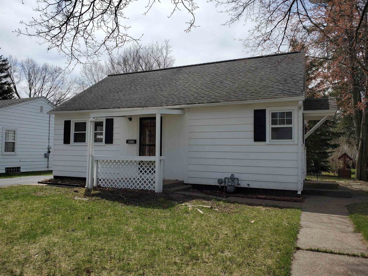 1009 Plumer Street - Photo 1
