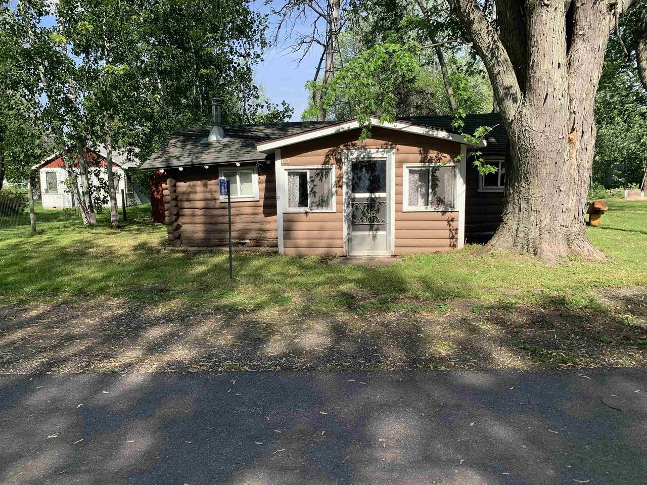 123 Lyon Street - Photo 1