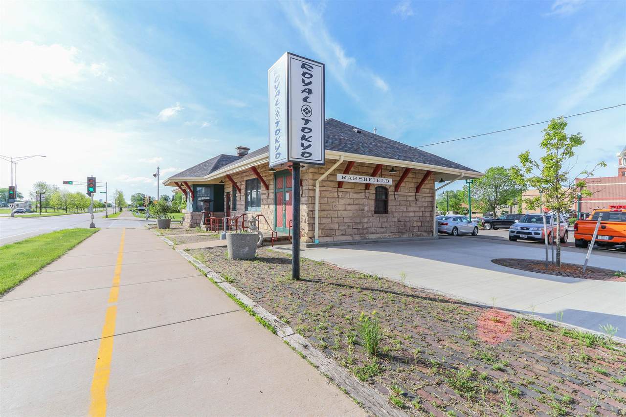 112 Veterans Parkway - Photo 1