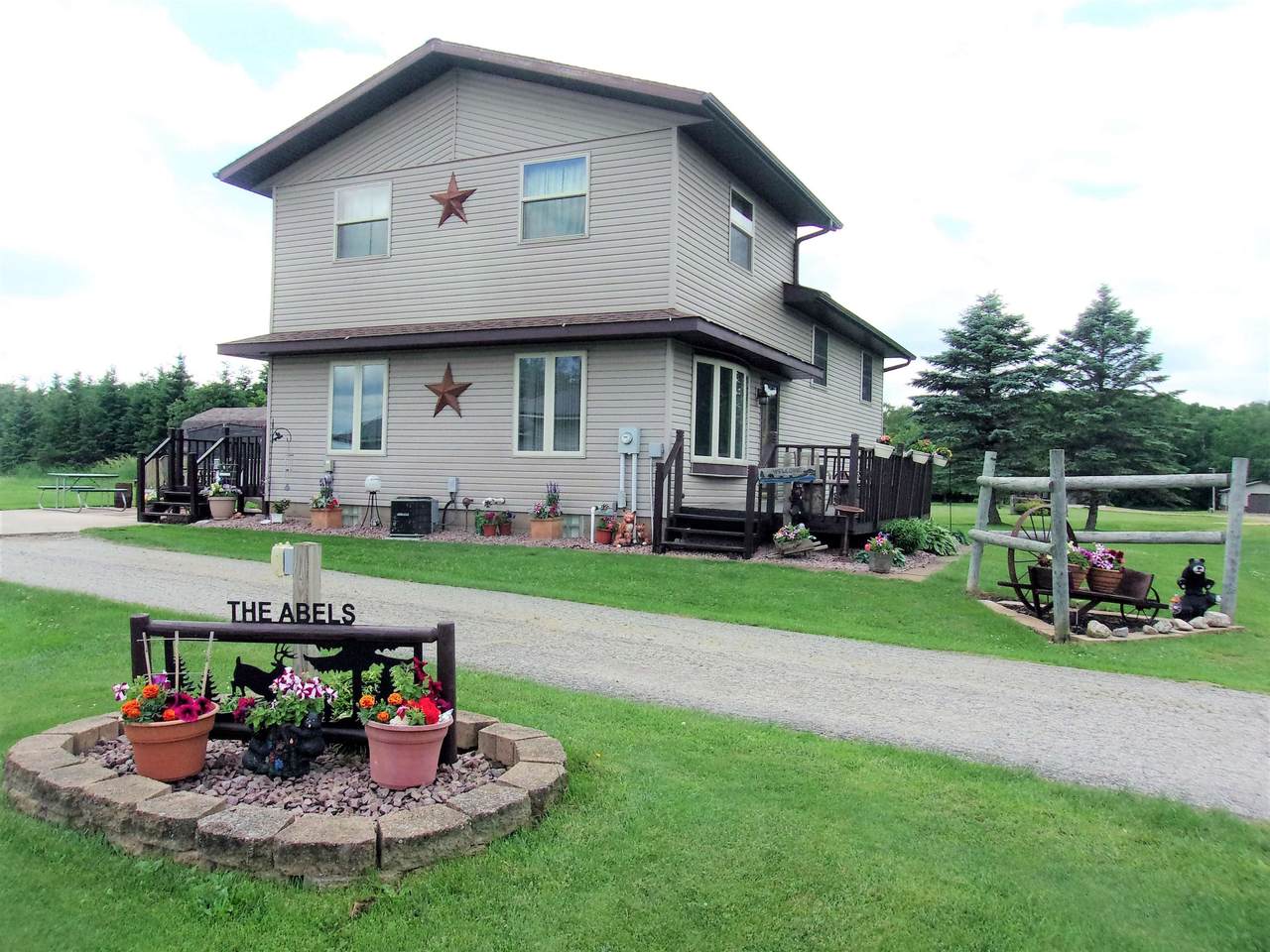 W8141 Division Street - Photo 1