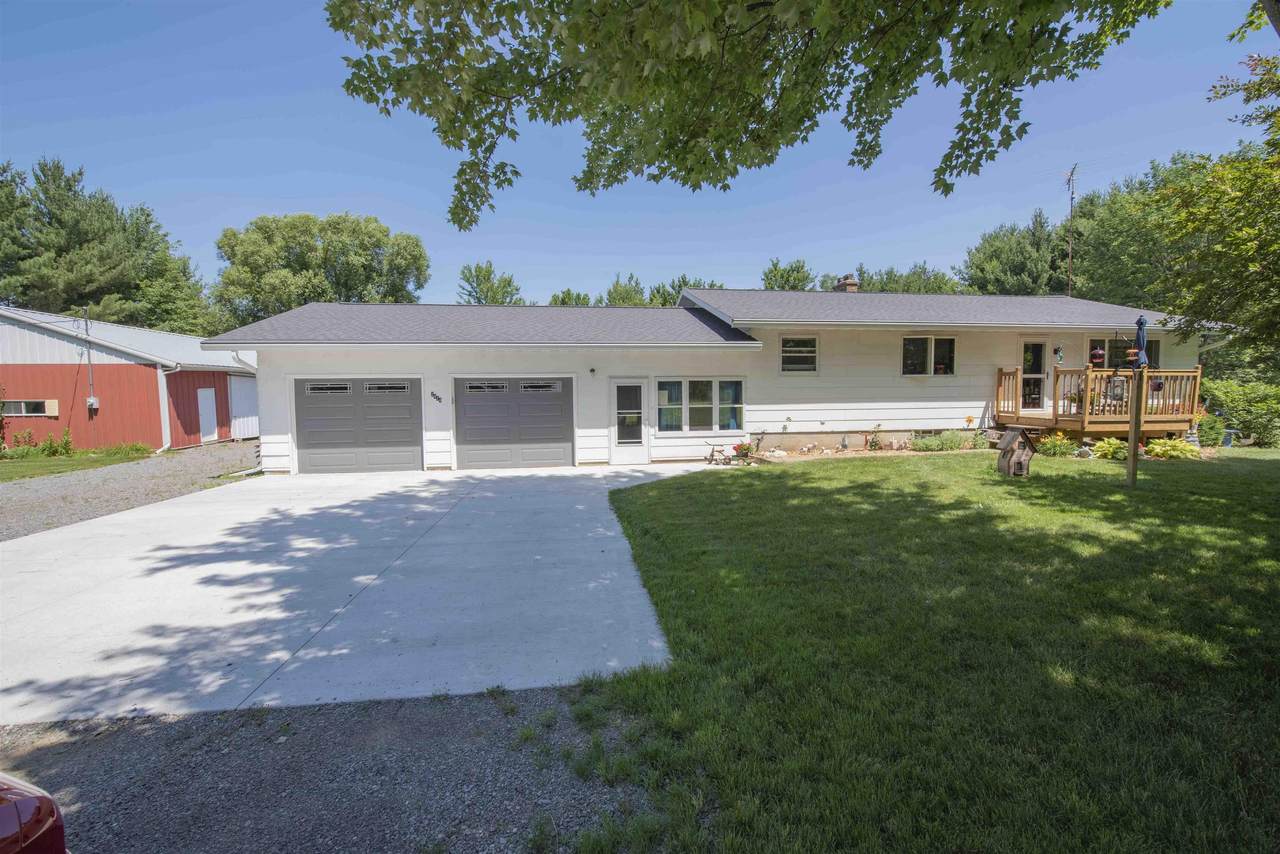 3414 County Road H - Photo 1