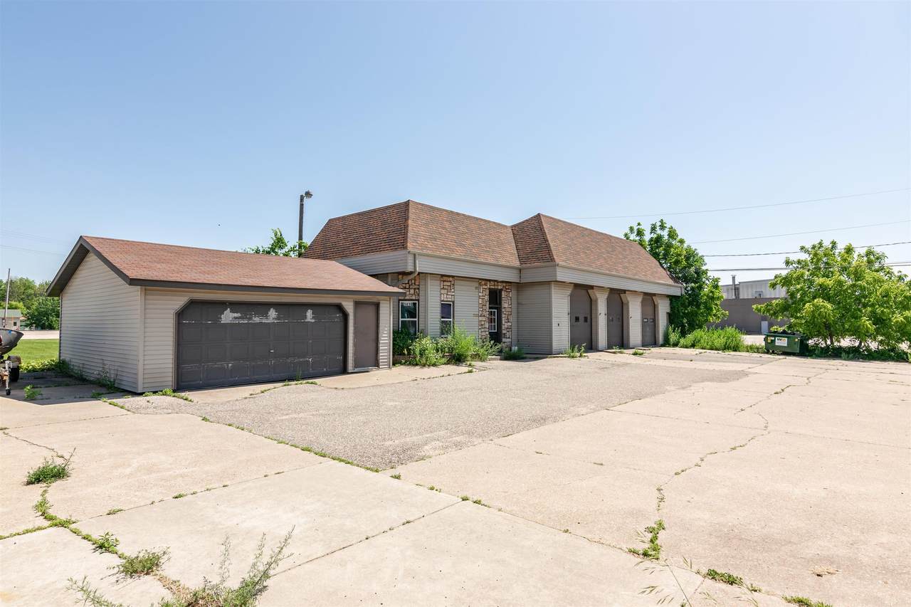 1410 1ST STREET NORTH - Photo 1