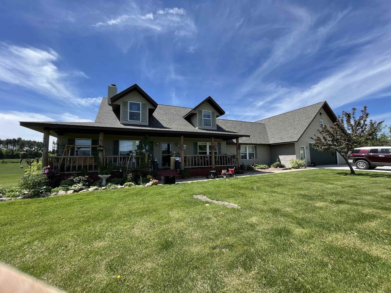 9077 Riley Road - Photo 1