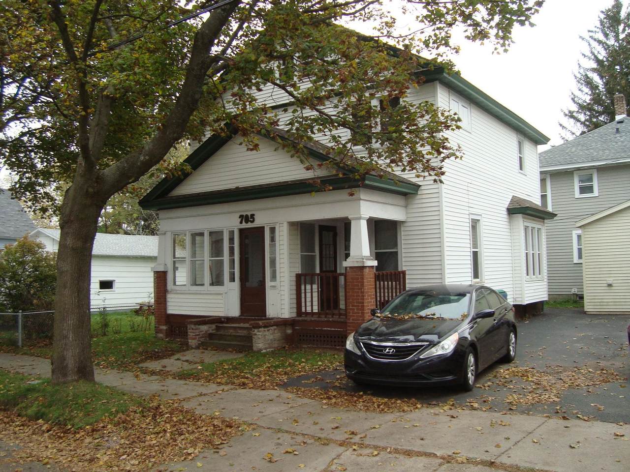 705 Kickbusch Street - Photo 1
