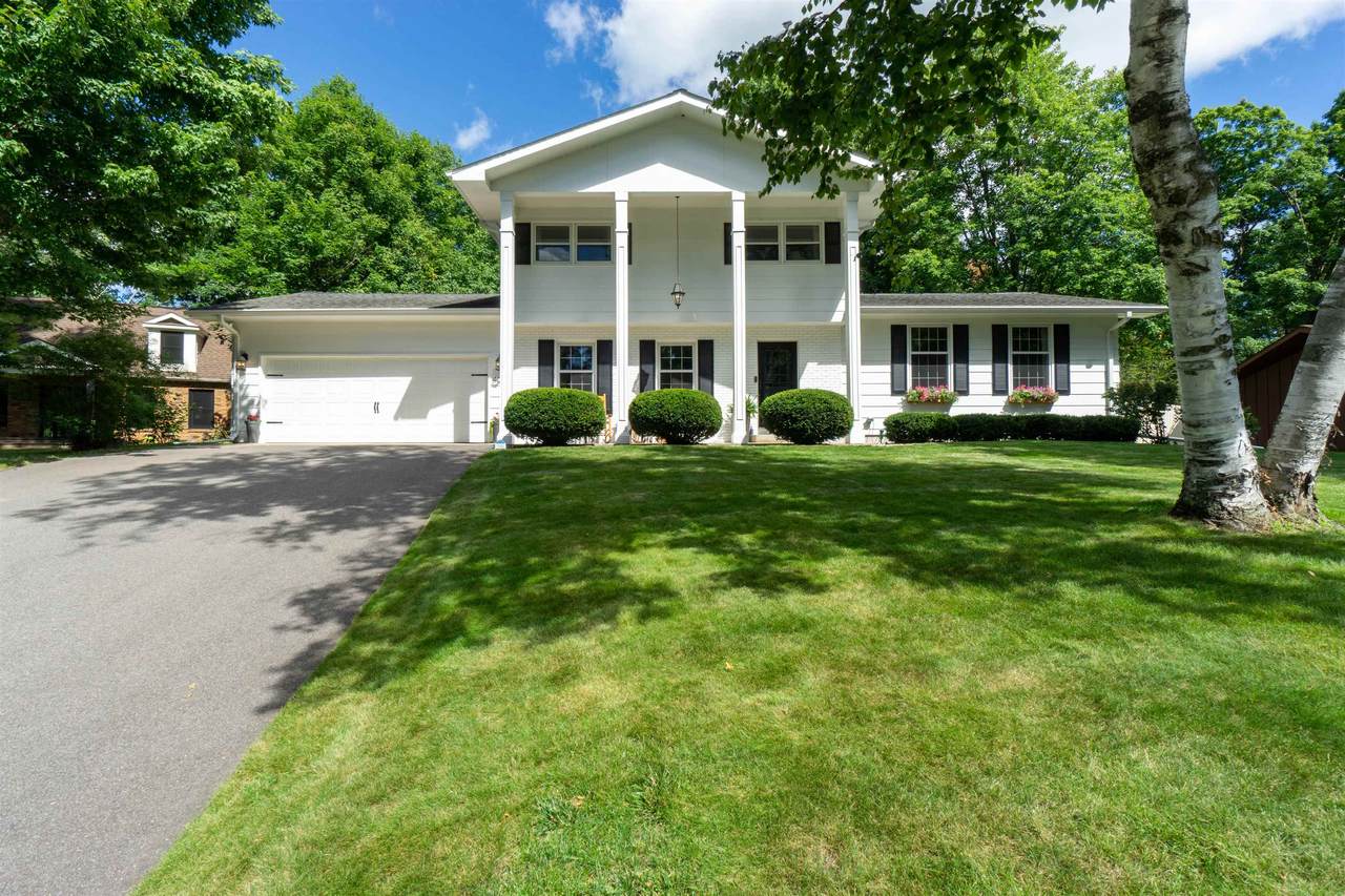 4005 Hillside Lane - Photo 1