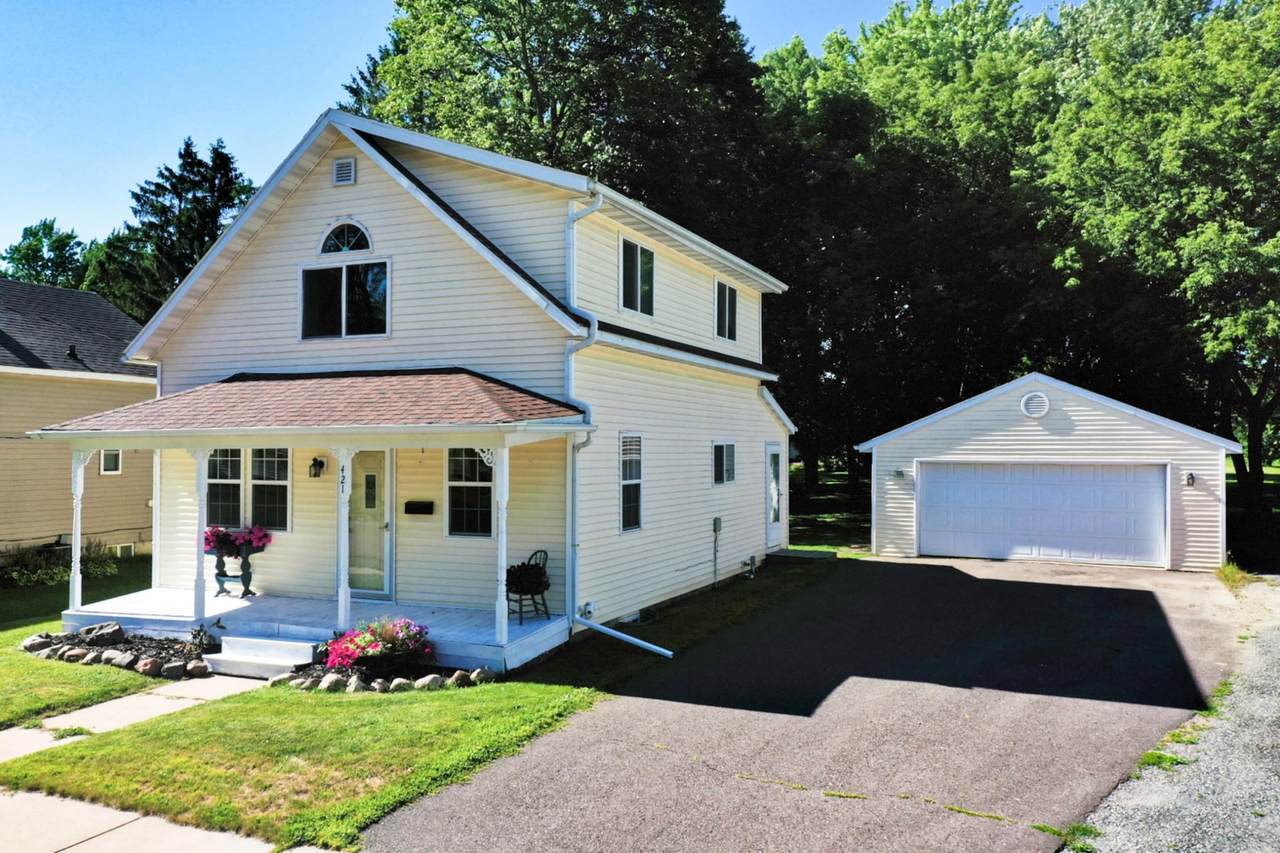 421 Ogden Street - Photo 1