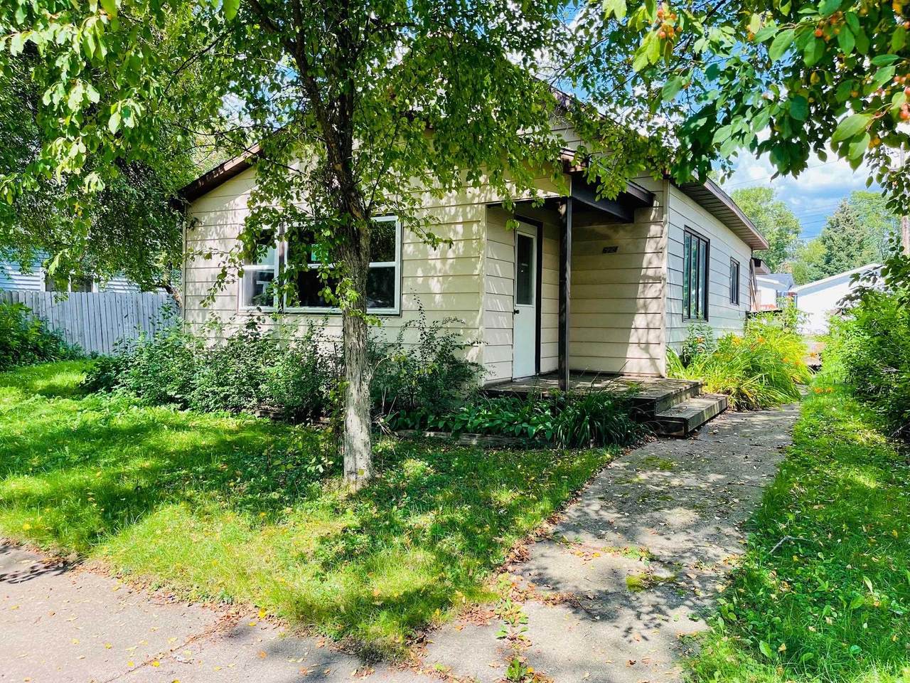 624 Knox Street - Photo 1