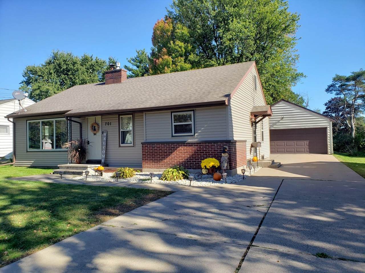 701 Felker Avenue - Photo 1