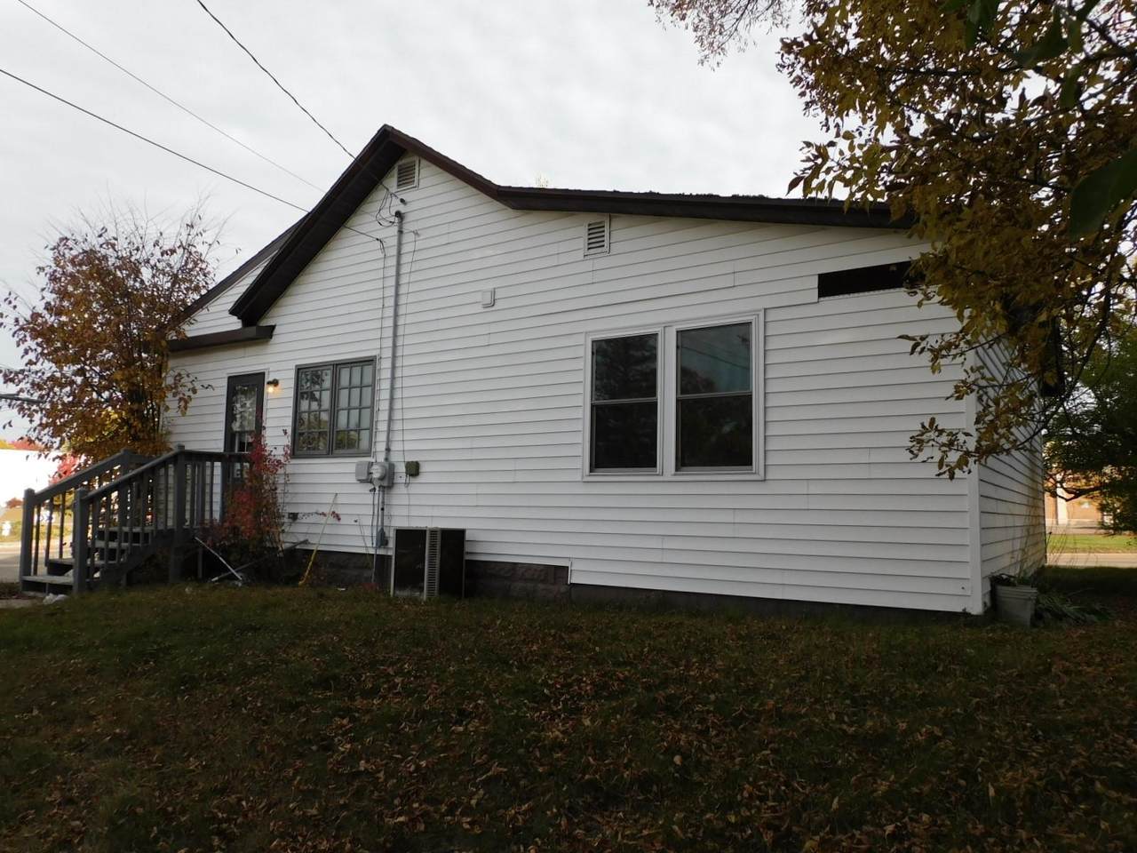1207 1ST STREET - Photo 1