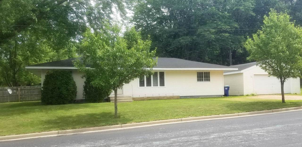 2105 10TH STREET - Photo 1