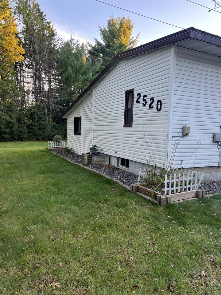 2520 83RD STREET SOUTH - Photo 1