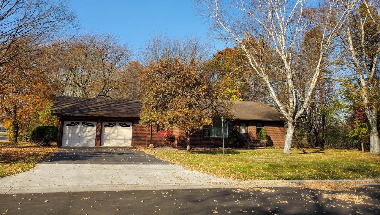 412 Cypress Avenue - Photo 1