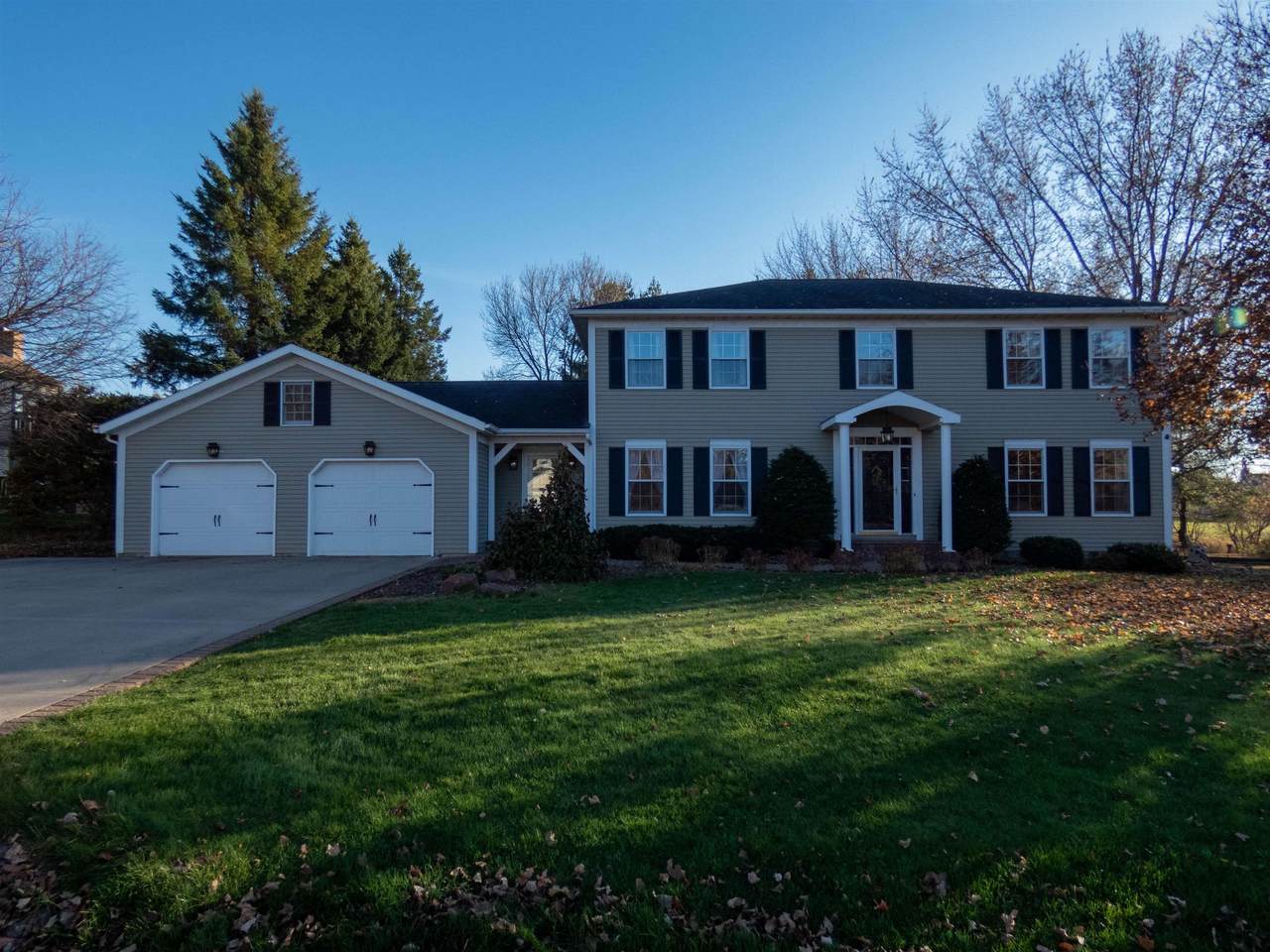 1206 Fairview Drive - Photo 1