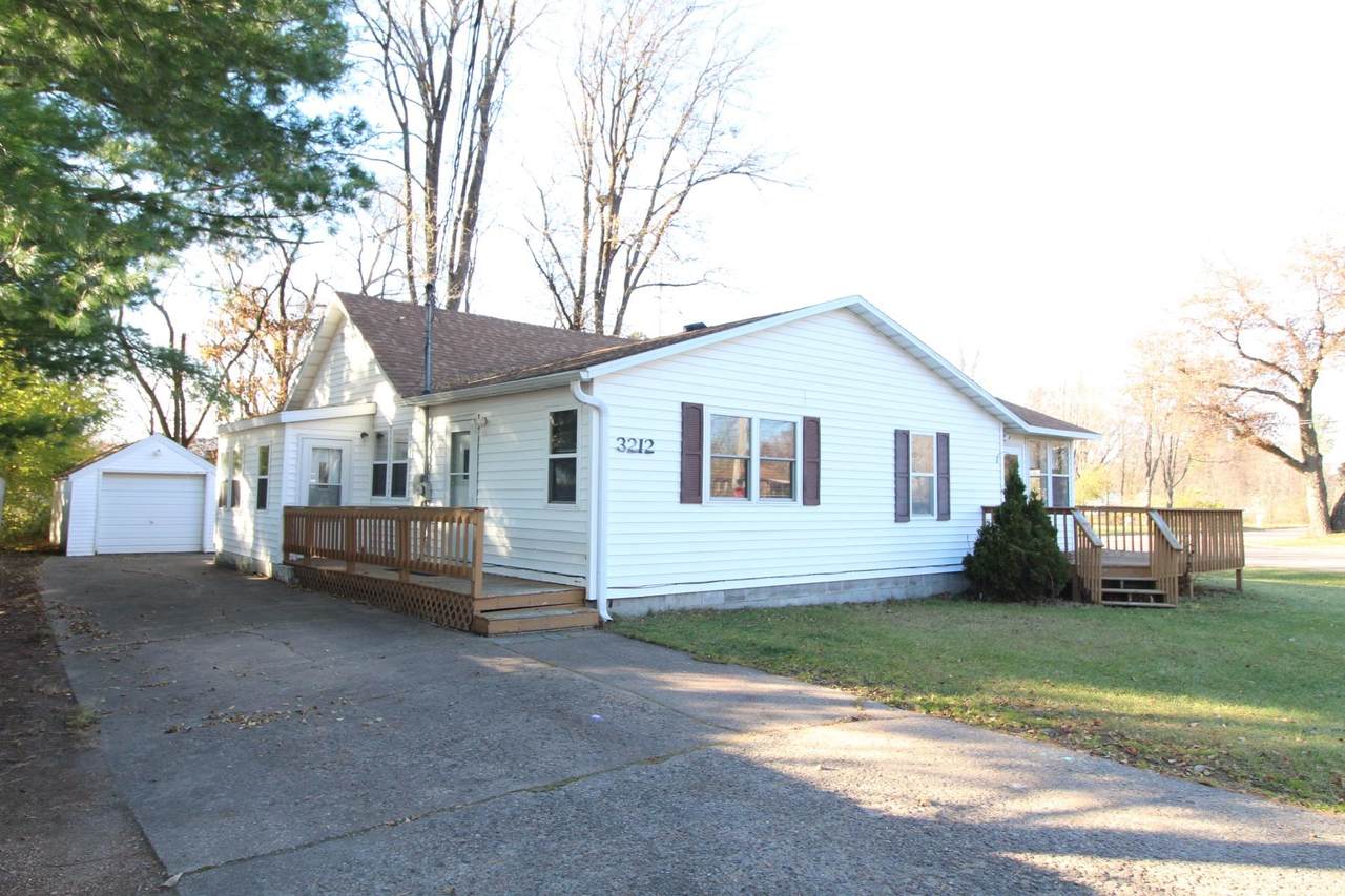 3212 11TH STREET SOUTH - Photo 1