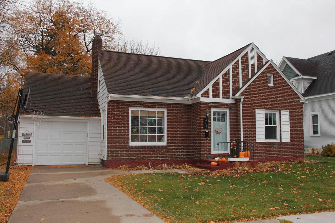 401 Broadway Avenue - Photo 1