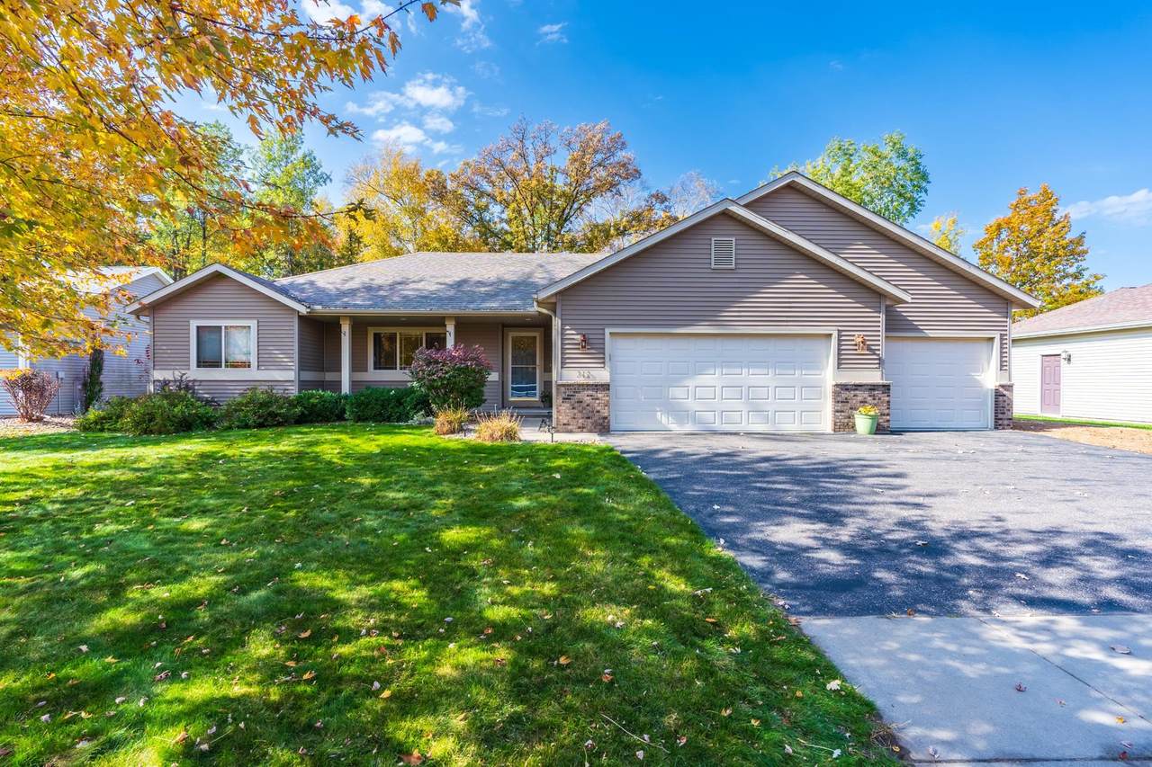 312 68TH AVENUE - Photo 1