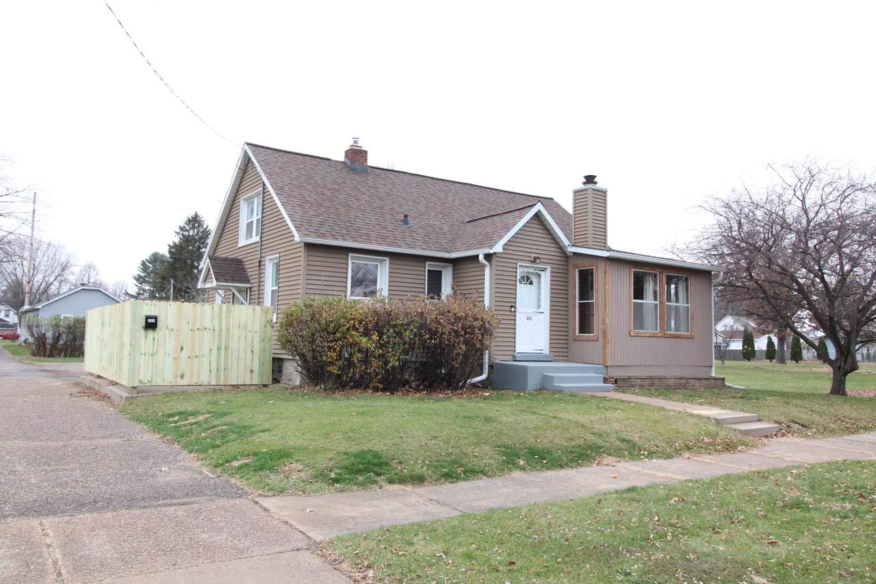 331 16TH AVENUE NORTH - Photo 1