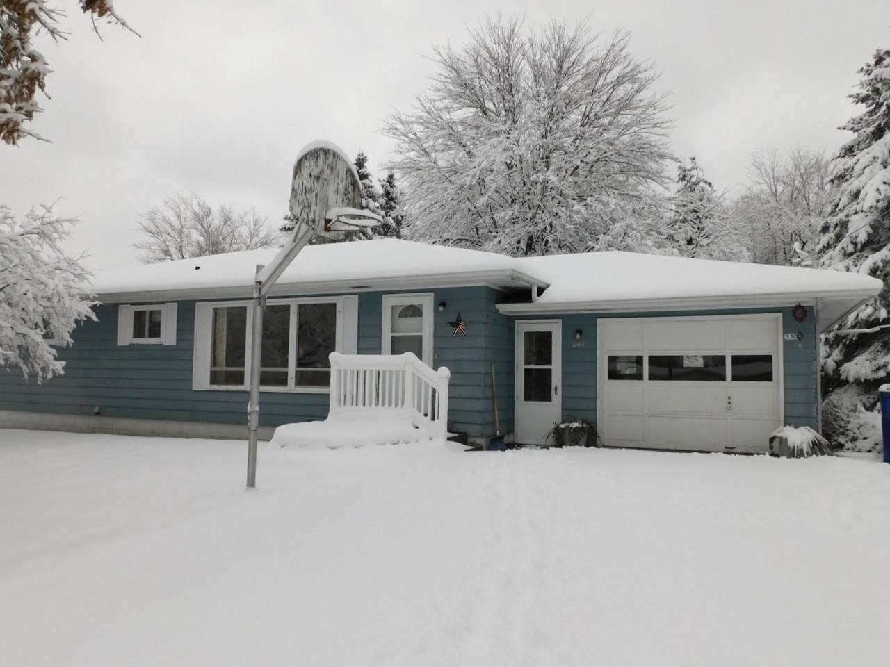 1103 State Avenue - Photo 1
