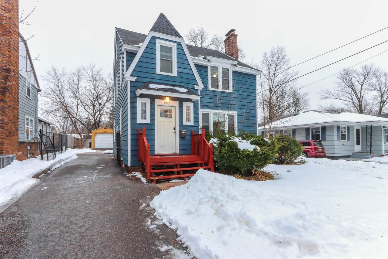2017 Wyatt Avenue - Photo 1