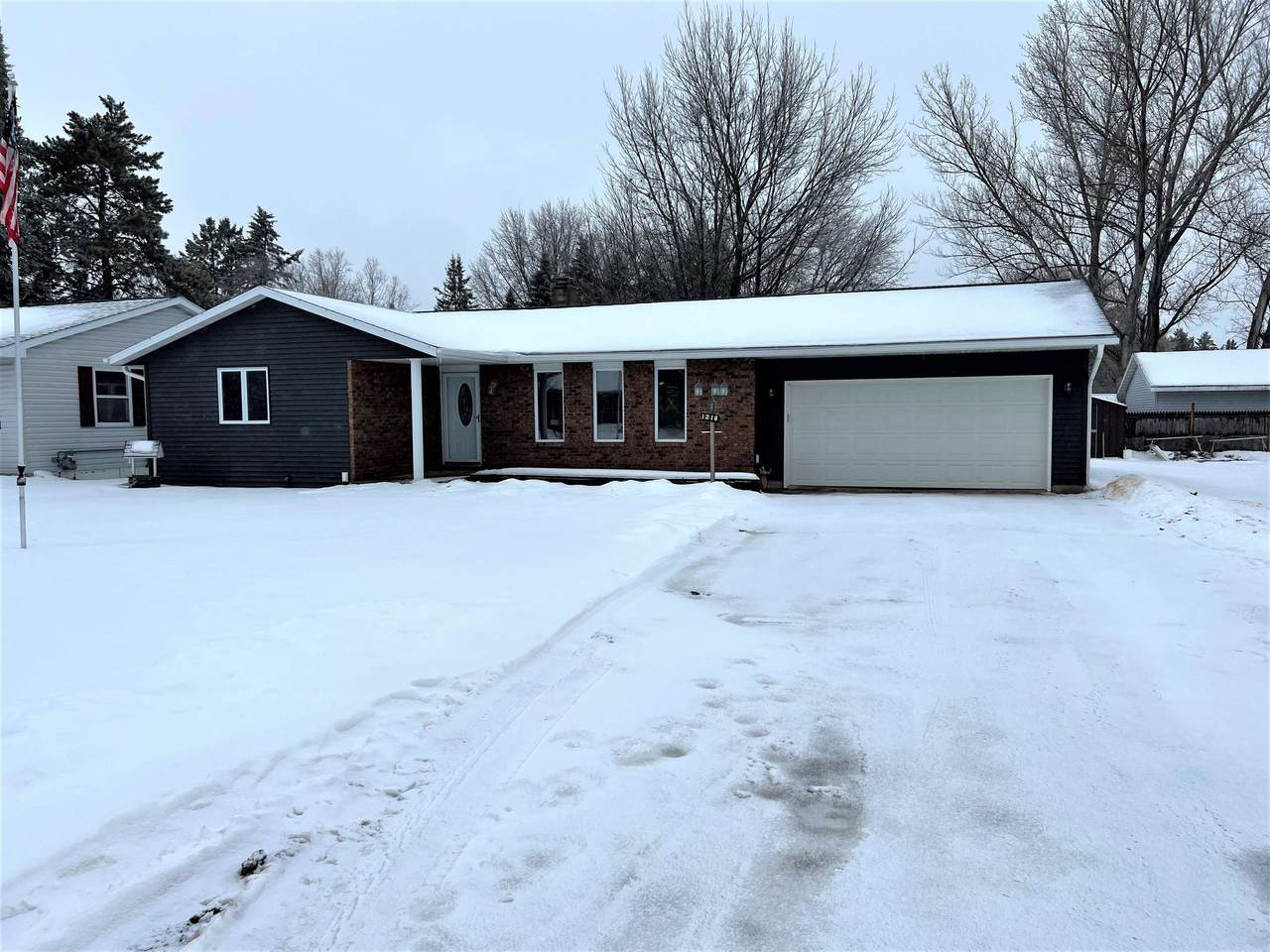 1218 Smith Avenue - Photo 1