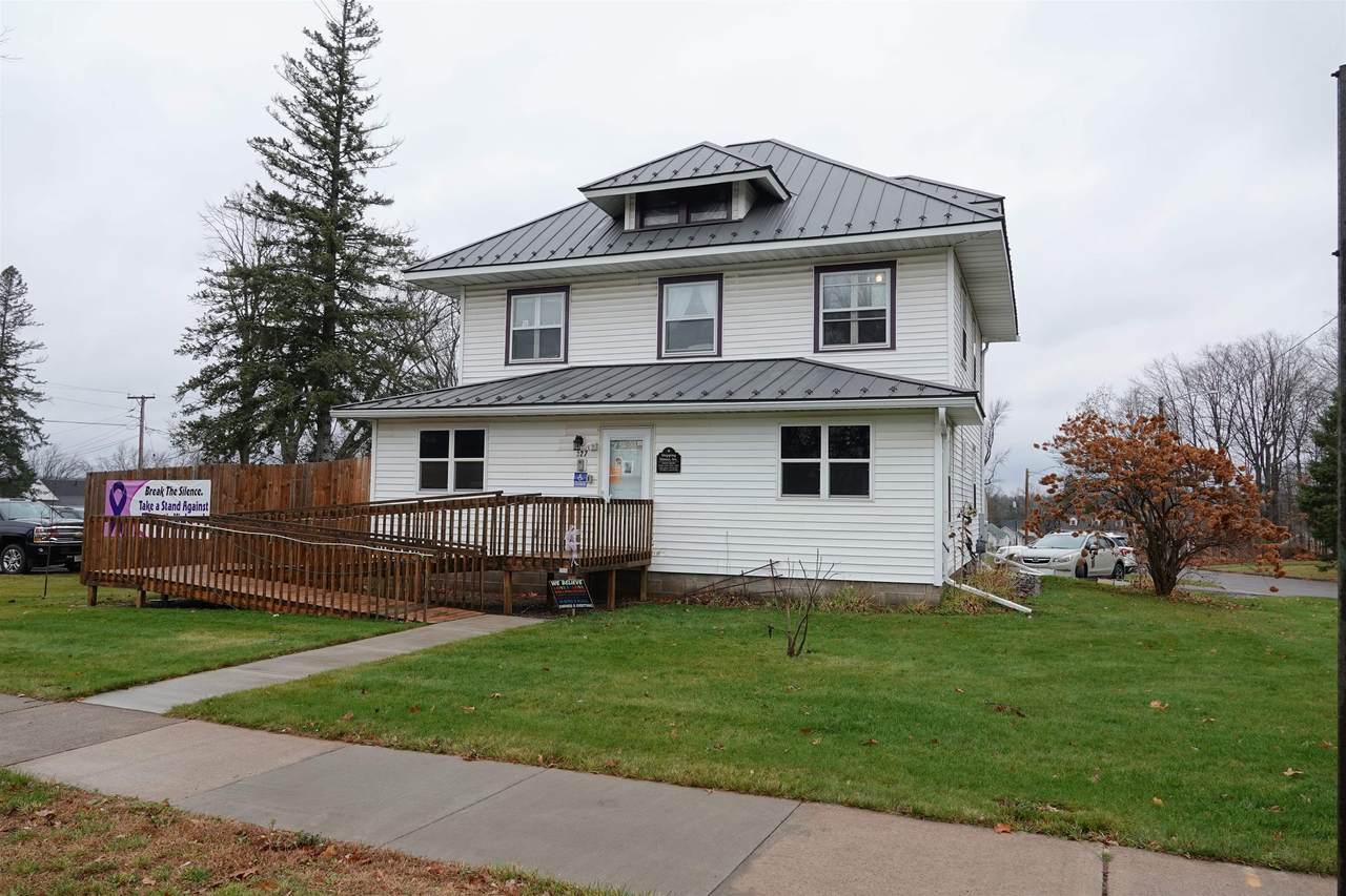 327 Broadway Avenue - Photo 1