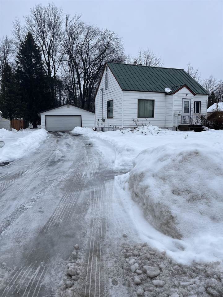719 Ogden Street - Photo 1