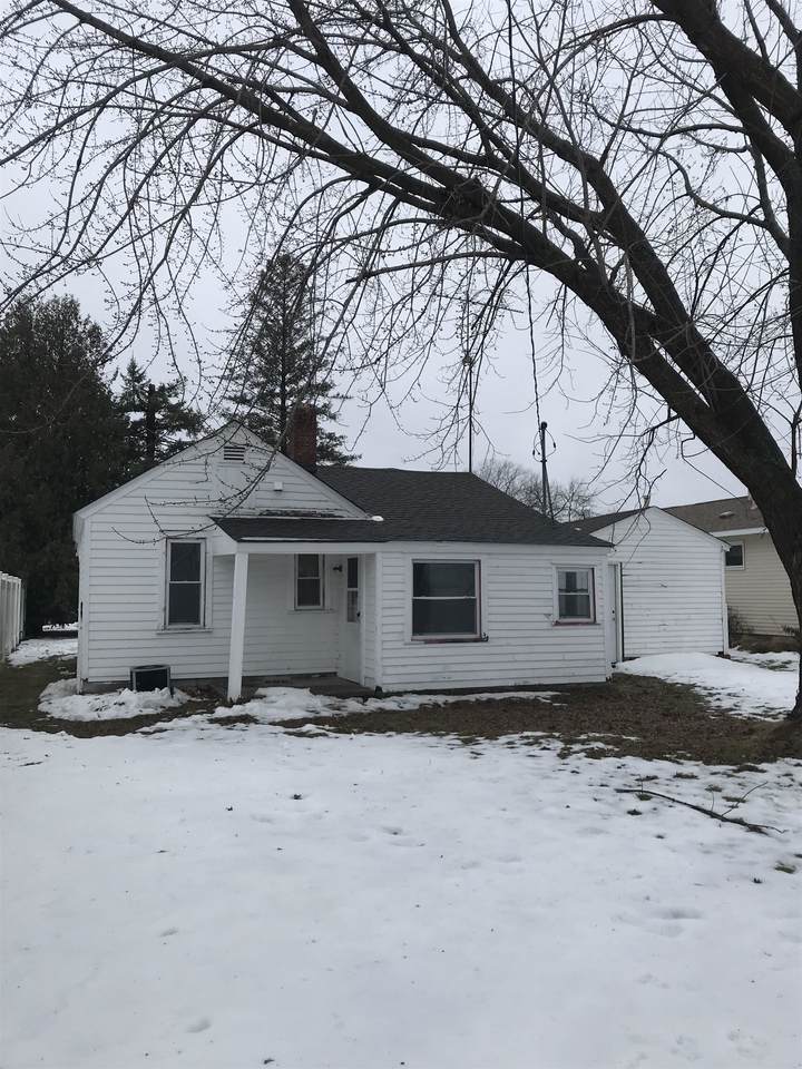 430 13TH STREET NORTH - Photo 1