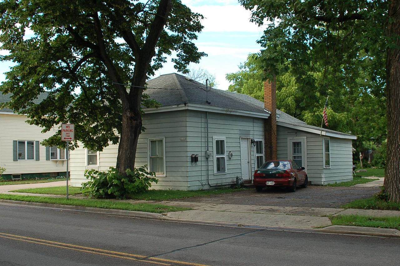 2157 Water Street - Photo 1