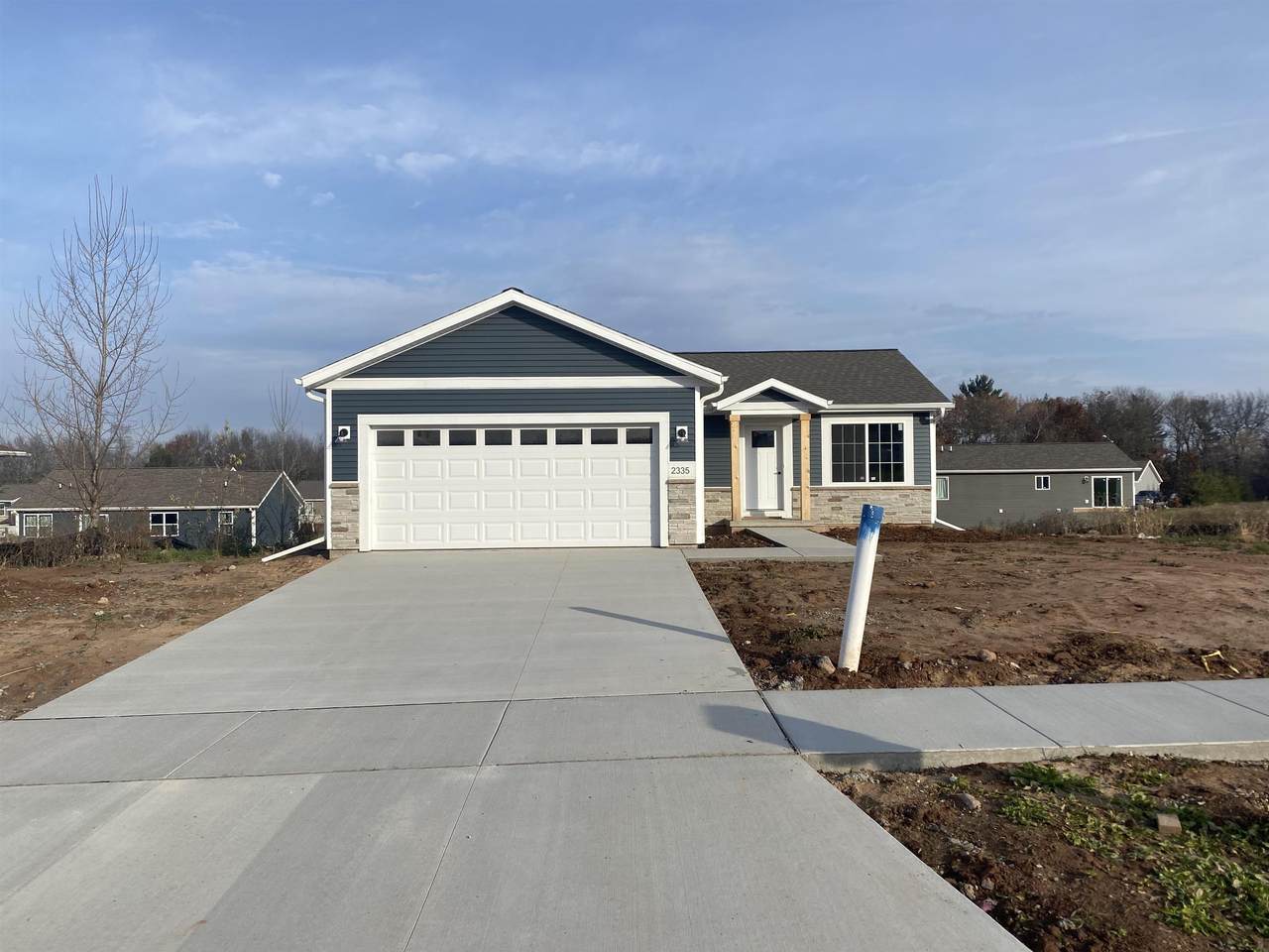 2335 Mayek Drive - Photo 1