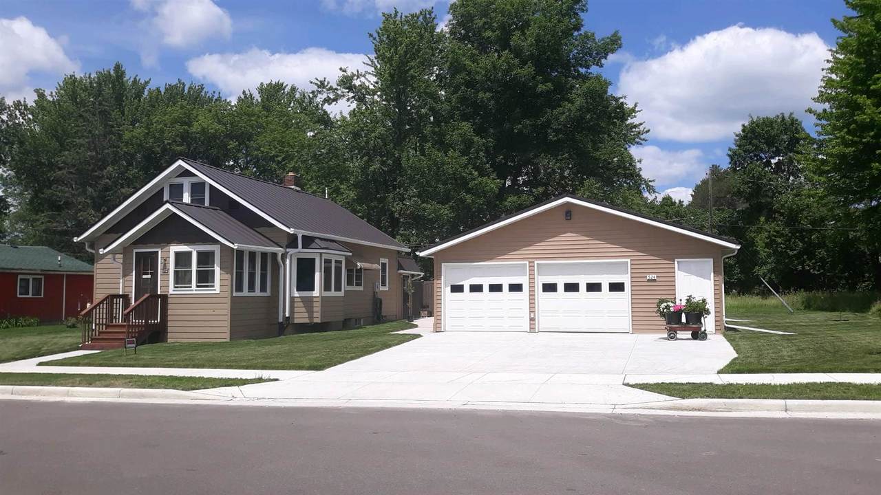 524 5TH STREET - Photo 1