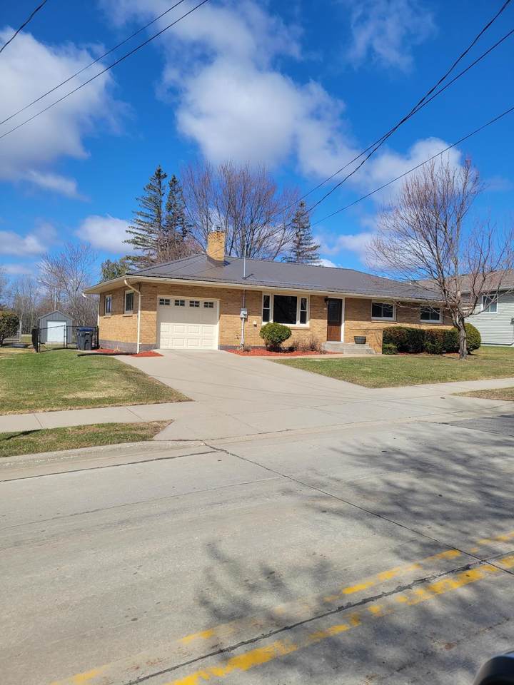 210 Wood Avenue - Photo 1