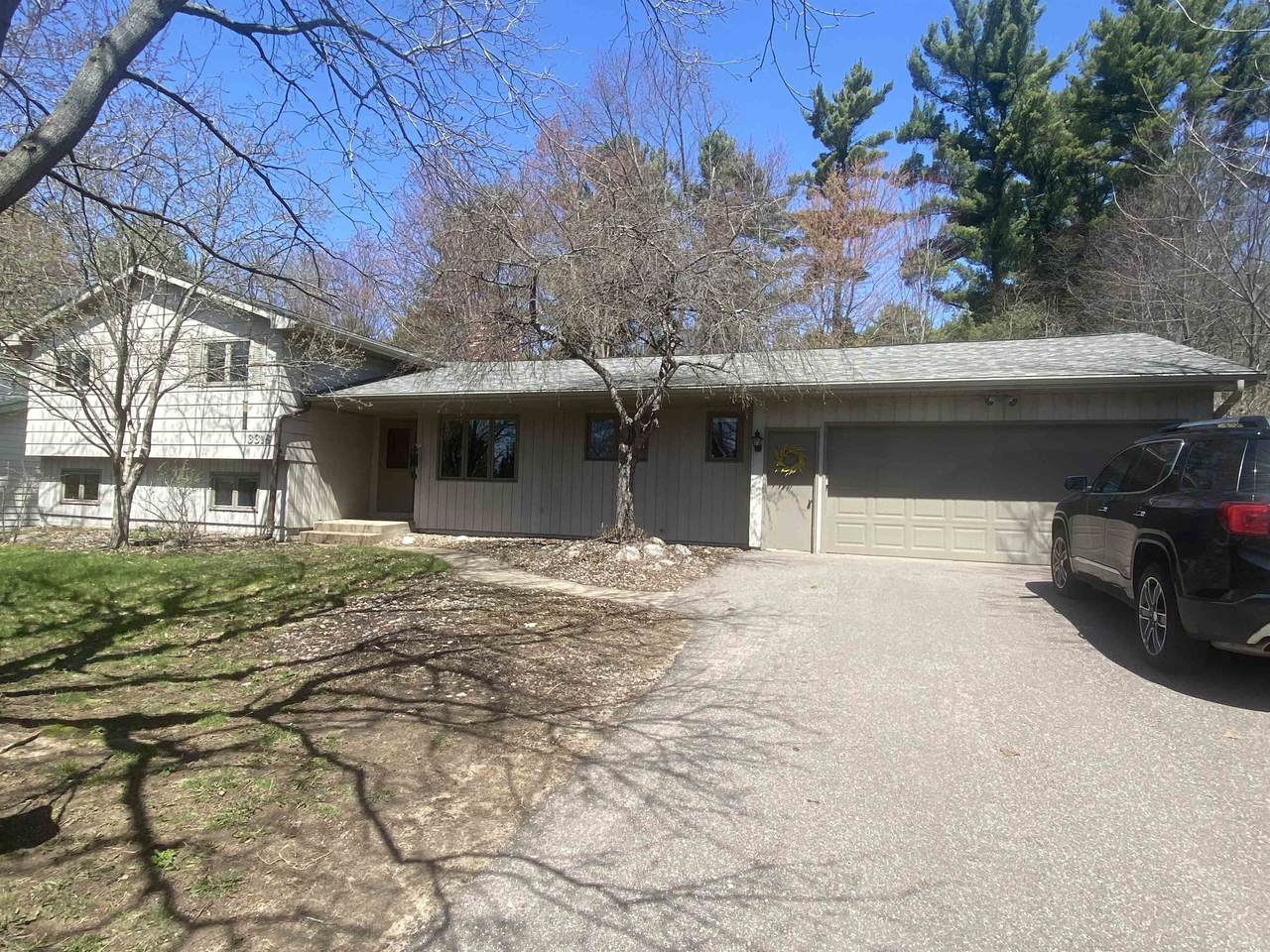 3318 Wildwood Lane - Photo 1