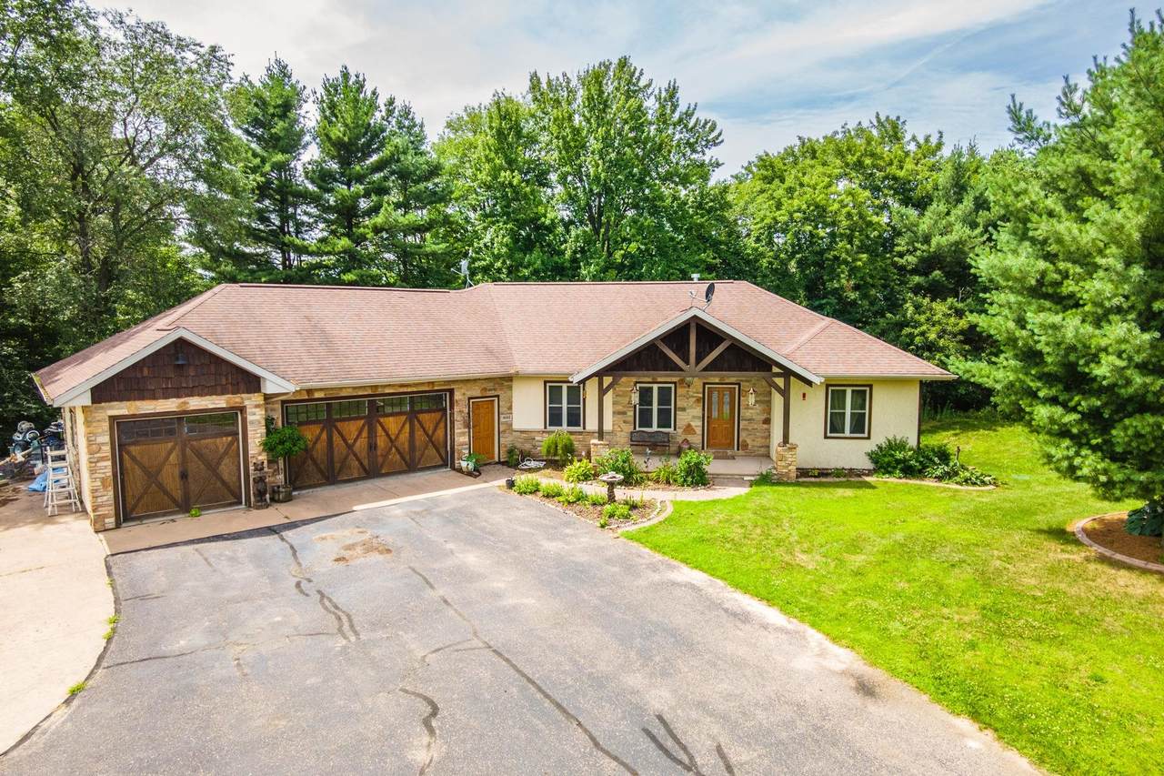 163326 Sandy Banks Drive - Photo 1