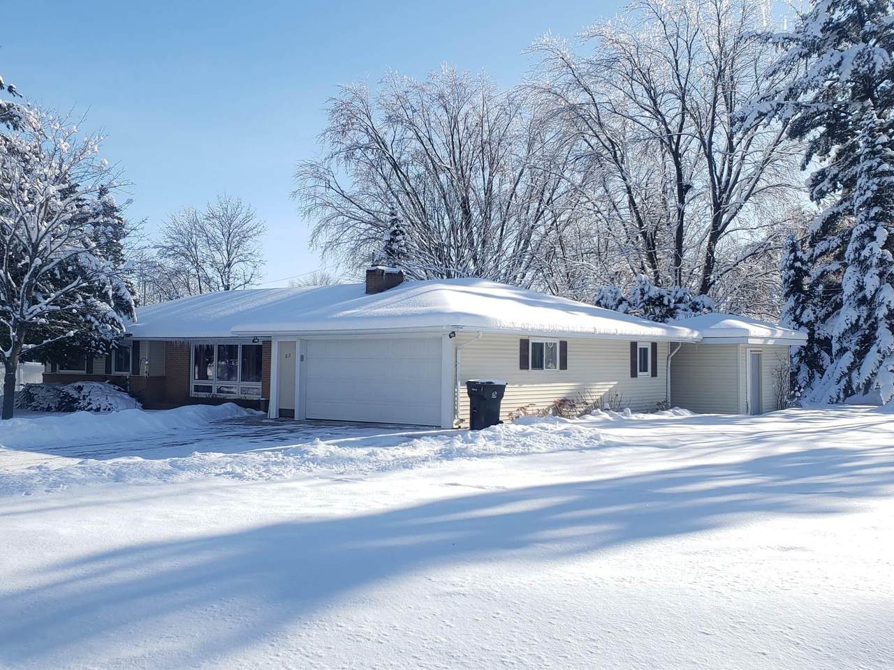 812 18TH STREET - Photo 1