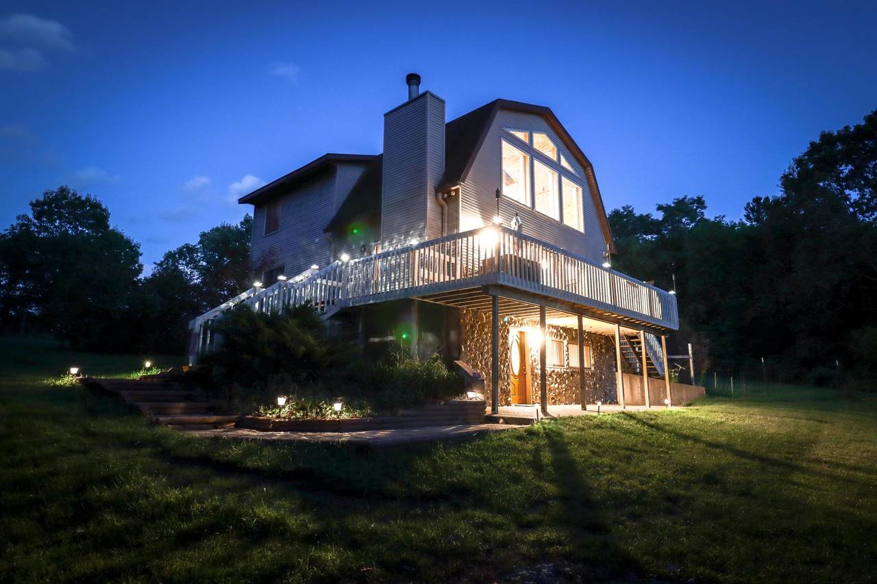 W11202 Apache Road - Photo 1