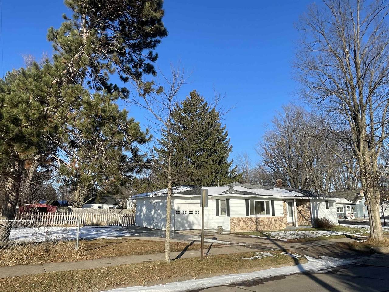 1002 Wausau Avenue - Photo 1