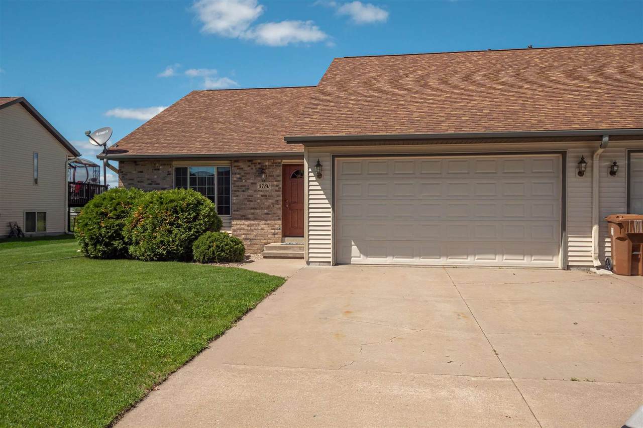 5780 Sandpiper Drive - Photo 1