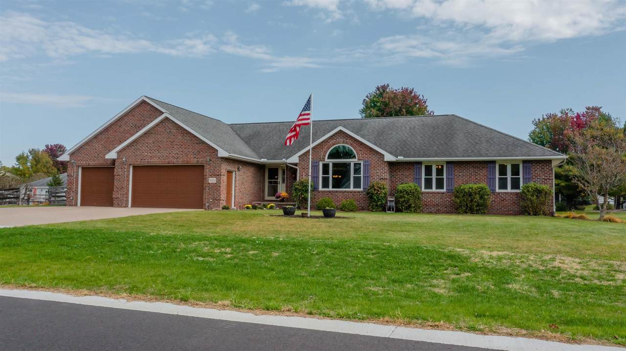 5003 Apache Lane - Photo 1