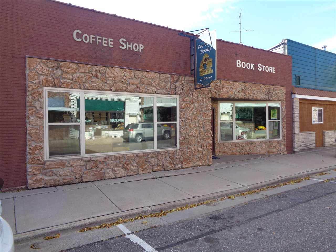 221 Main Street South - Photo 1