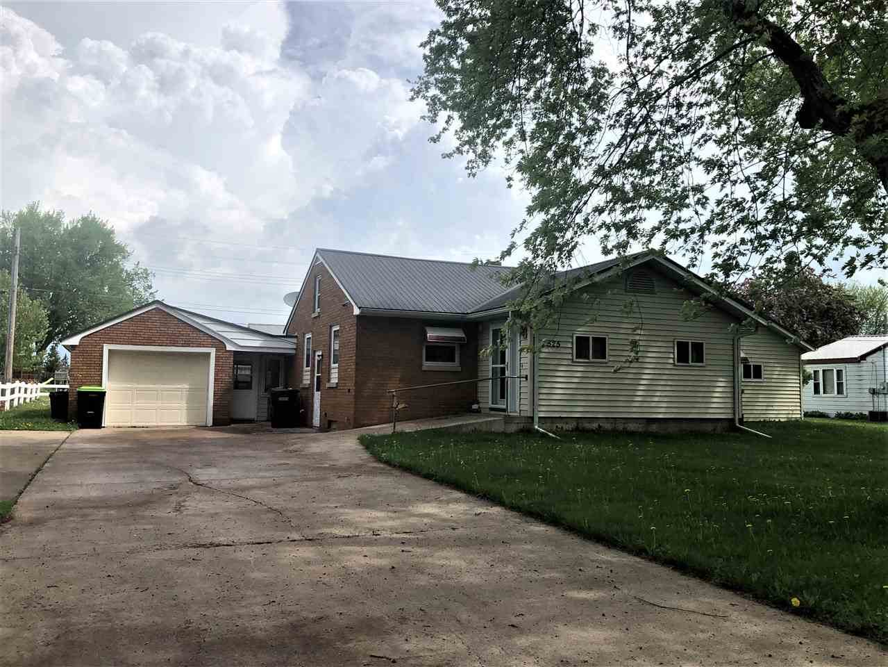 525 North Street - Photo 1