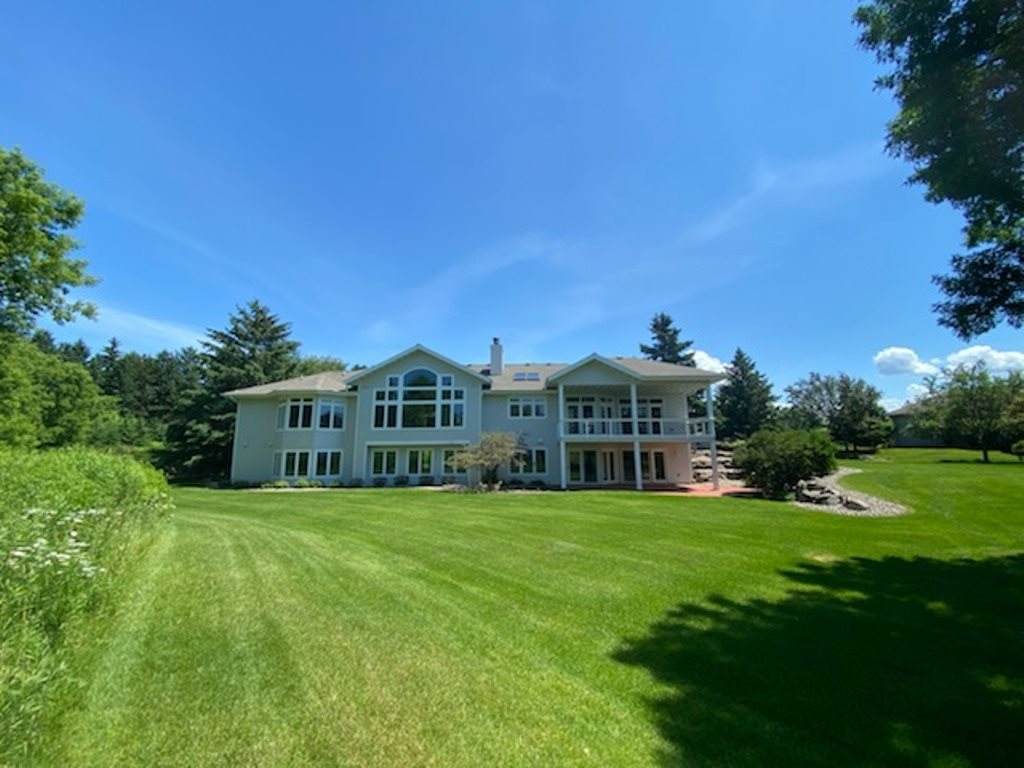 1016 Easthill Place - Photo 1