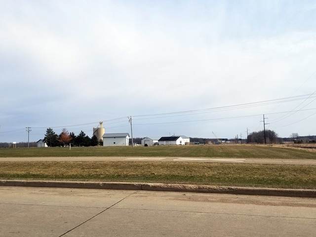 2204 Yellowstone Drive - Photo 1