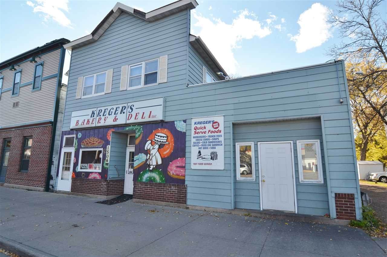 1506 3RD STREET - Photo 1