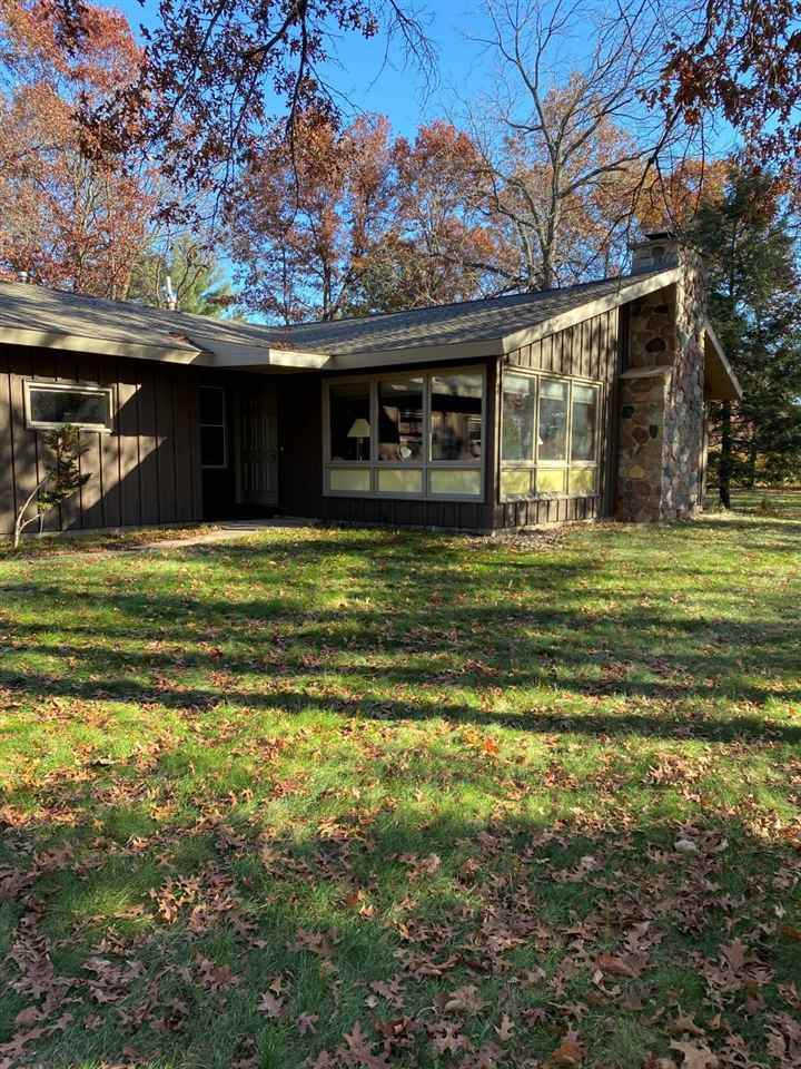 1233 Green Avenue - Photo 1