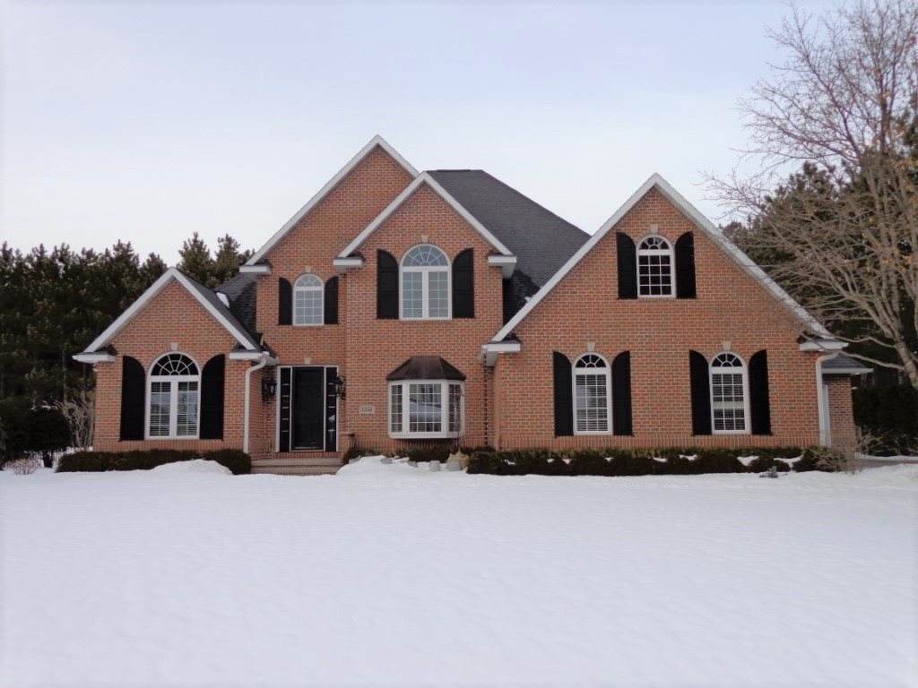 5556 Oakwood Avenue - Photo 1