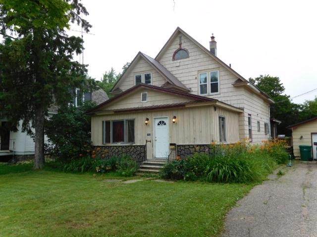 1432 Clermont Street - Photo 1