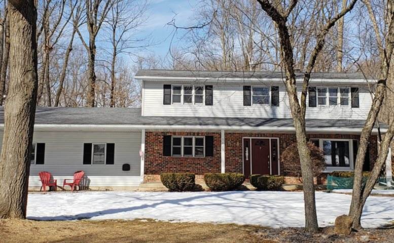 1121 Briarwood Street - Photo 1