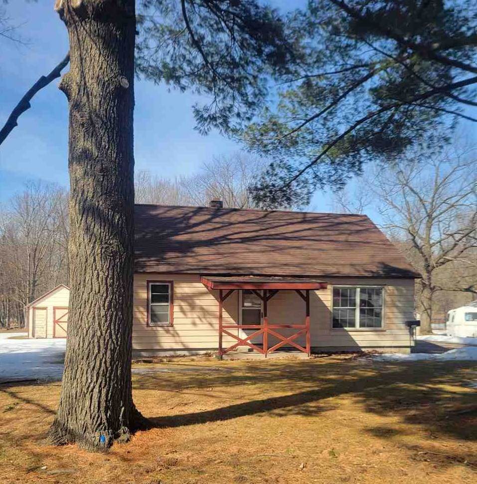 464 Harding Avenue - Photo 1