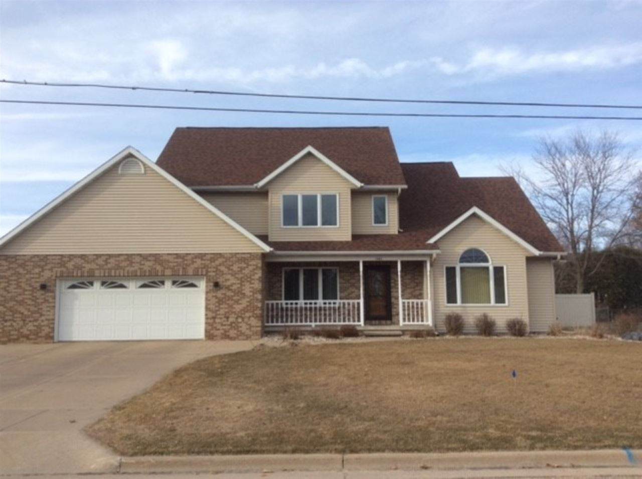 1421 Grove Avenue - Photo 1