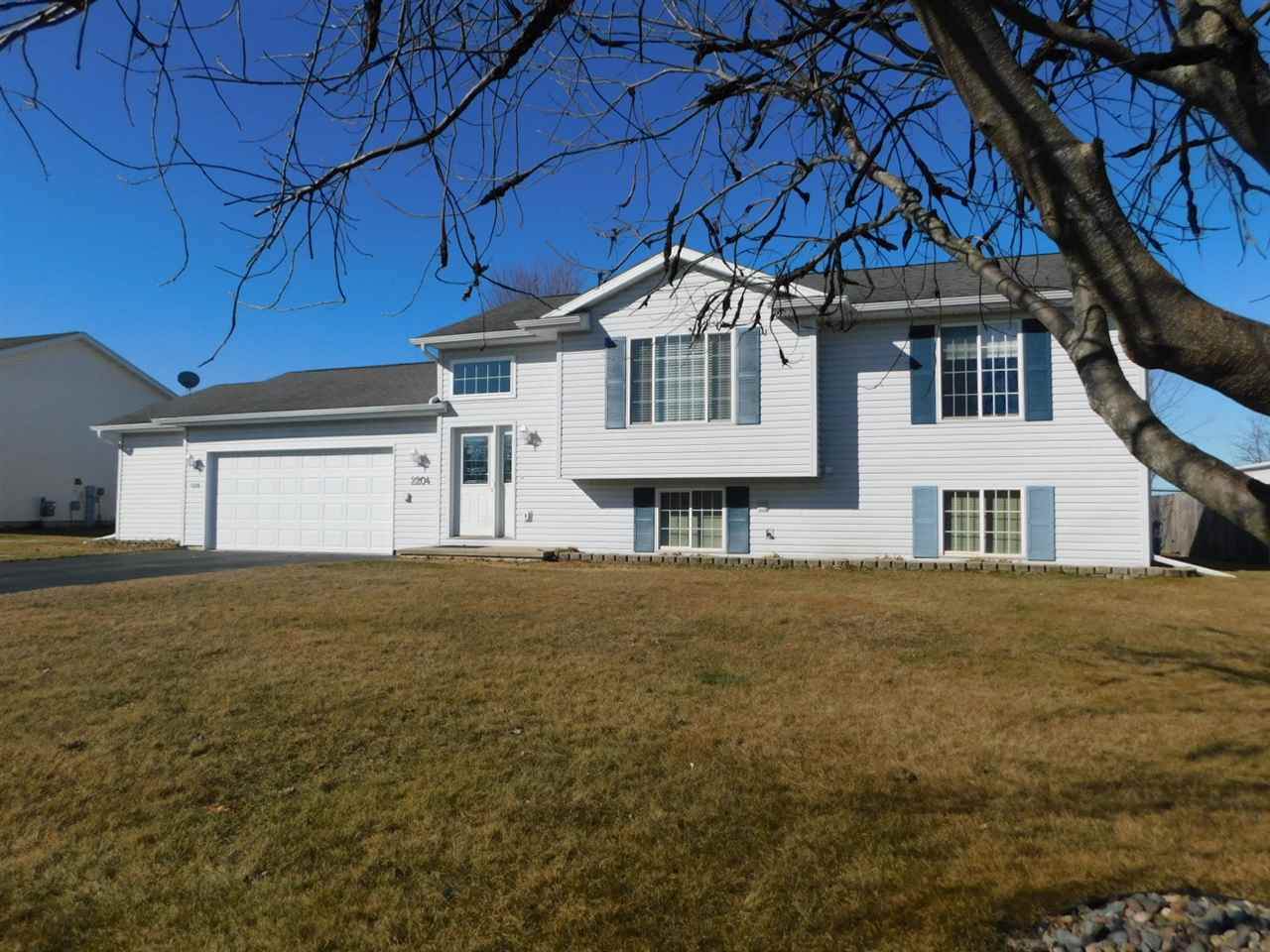 2204 Willow Bend Drive - Photo 1